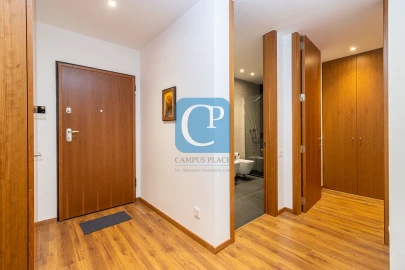 Apartamento T1 para Arrendamento em Paranhos