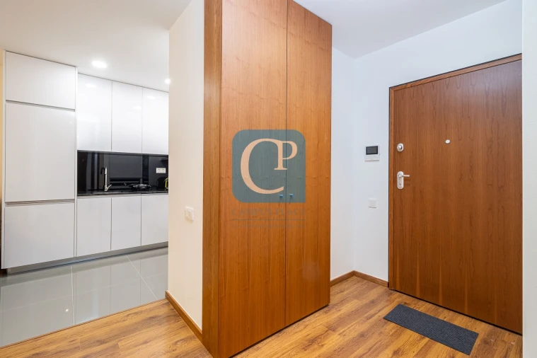Apartamento T1 para Arrendamento em Paranhos Foto 3