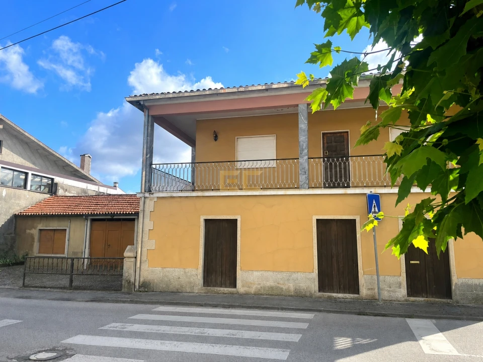 Moradia T4 para Venda em Cadima Foto 2