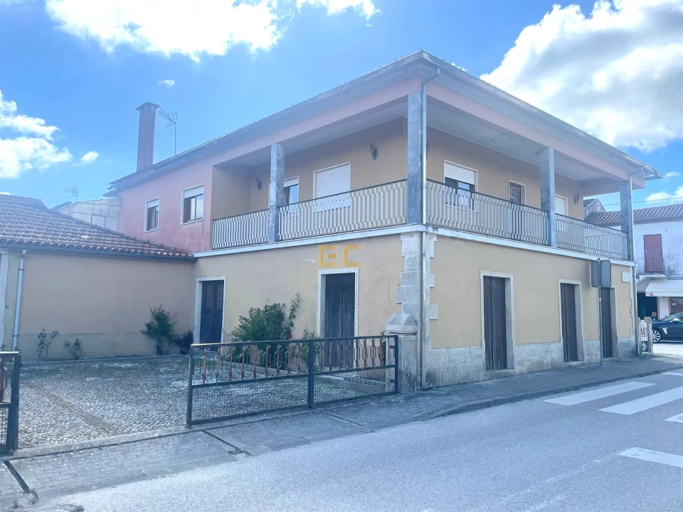 Moradia T4 para Venda em Cadima Foto 42