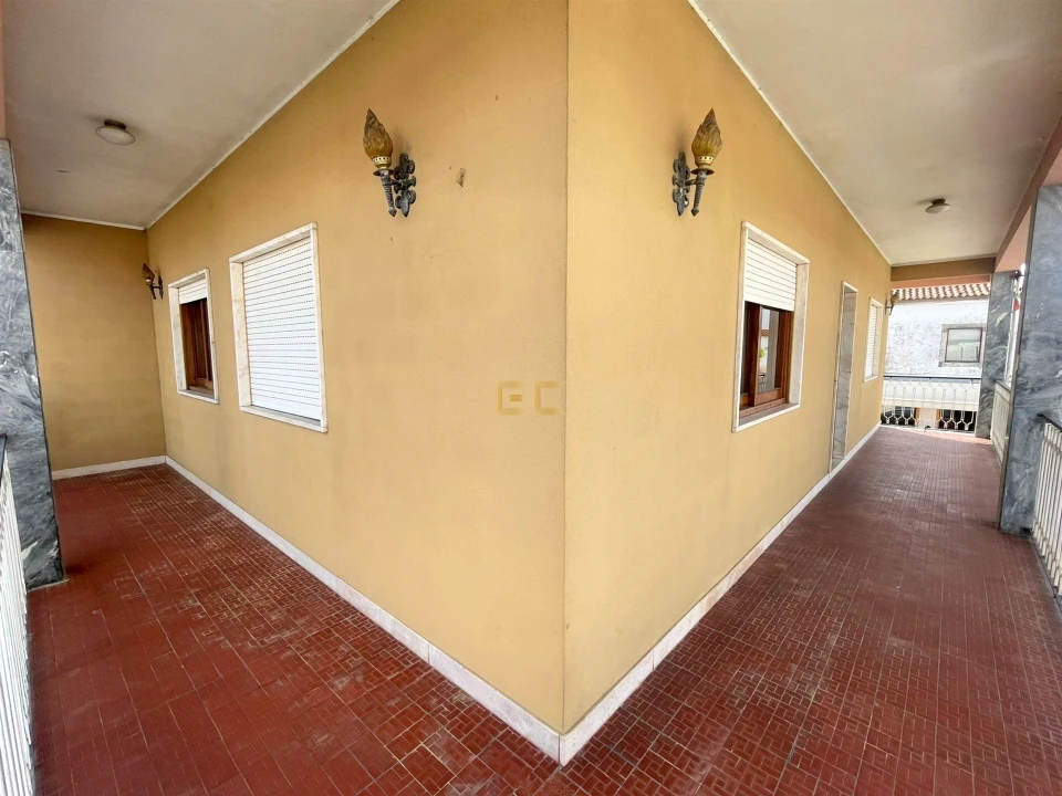 Moradia T4 para Venda em Cadima Foto 11