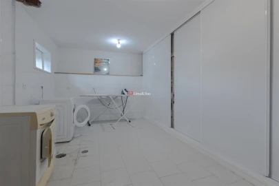 Quinta T7 para Venda em Negreiros e Chavão