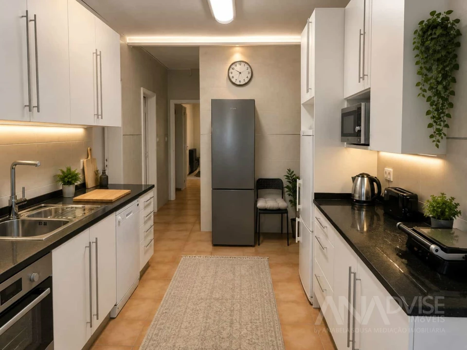 Apartamento T4 para Venda em Viseu Foto 2