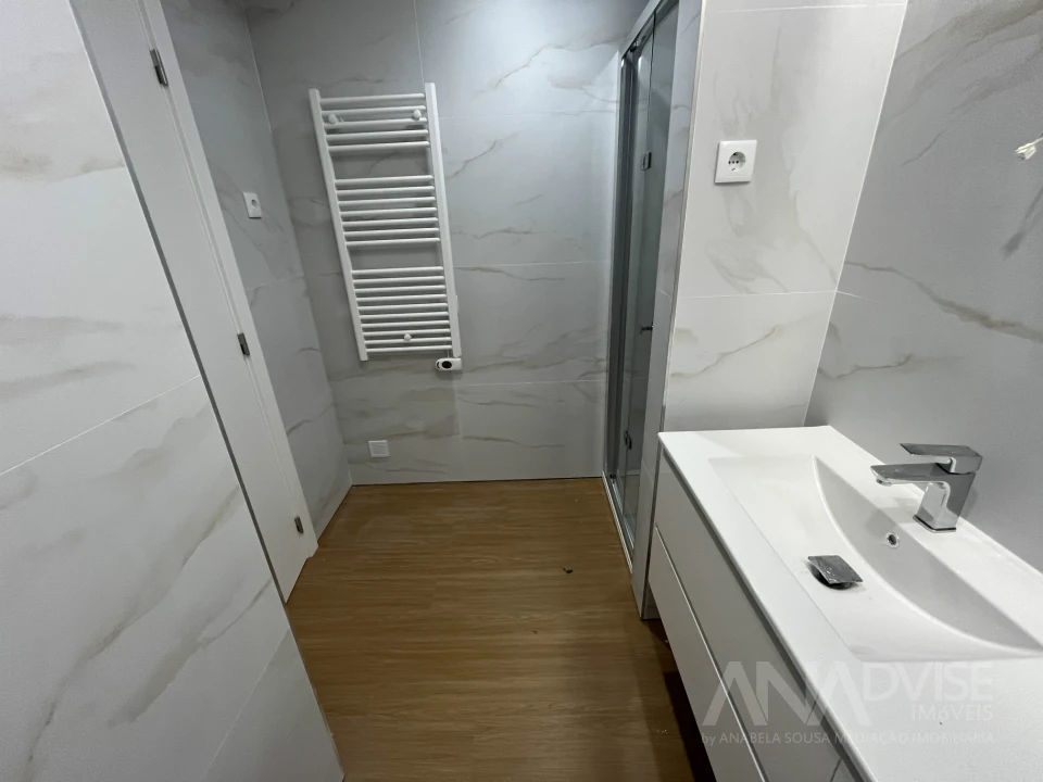 Apartamento T3 para Venda em Viseu Foto 14