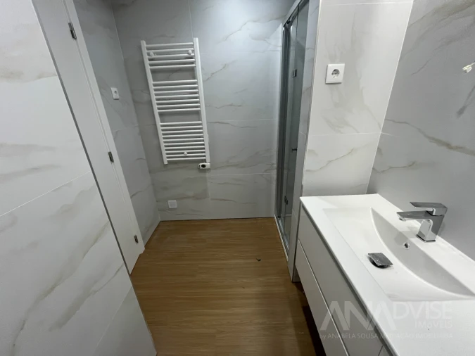 Apartamento T3 para Venda em Viseu Foto 14