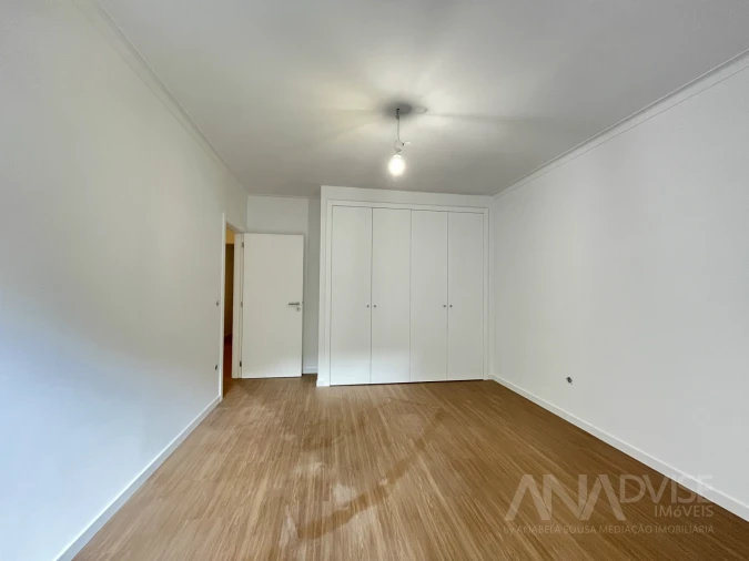 Apartamento T3 para Venda em Viseu Foto 17