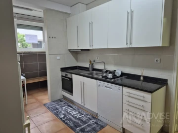Apartamento T4 para Arrendamento em Viseu