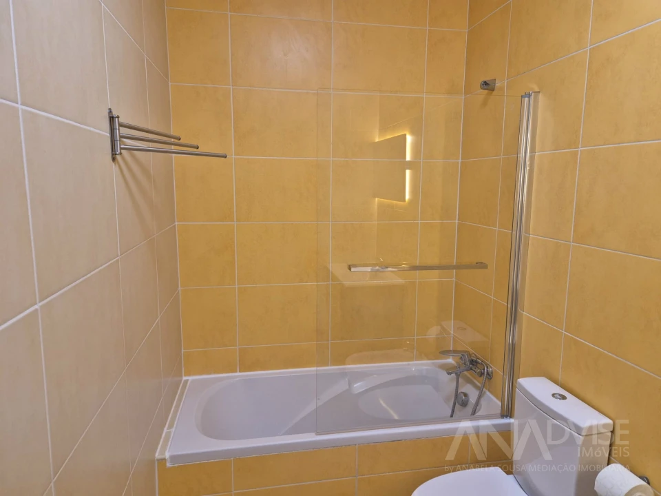 Apartamento T4 para Arrendamento em Viseu Foto 13