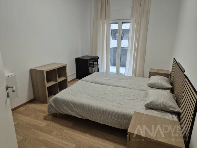 Apartamento T4 para Arrendamento em Viseu Foto 7