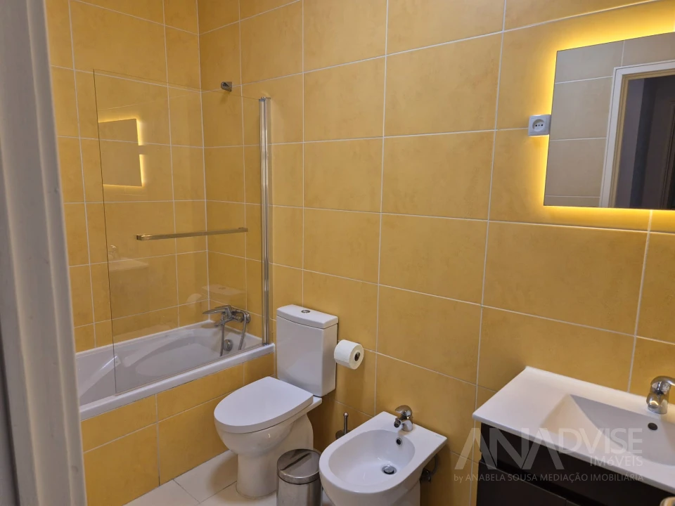 Apartamento T4 para Arrendamento em Viseu Foto 14