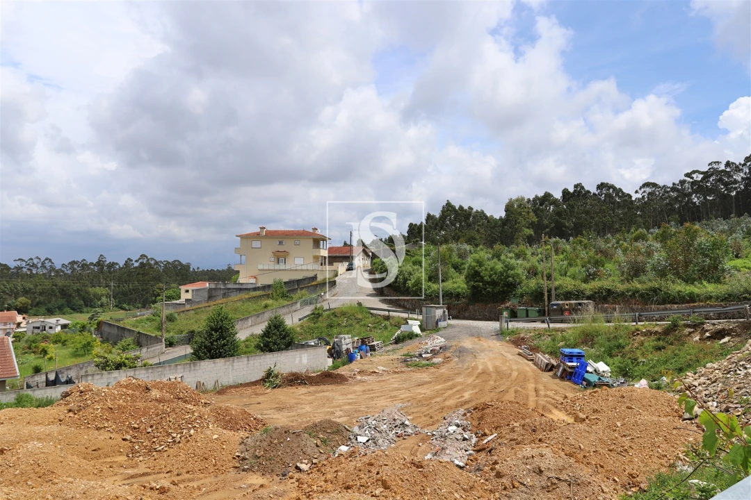 Terreno para Venda em Fornelo e Vairão Foto 8