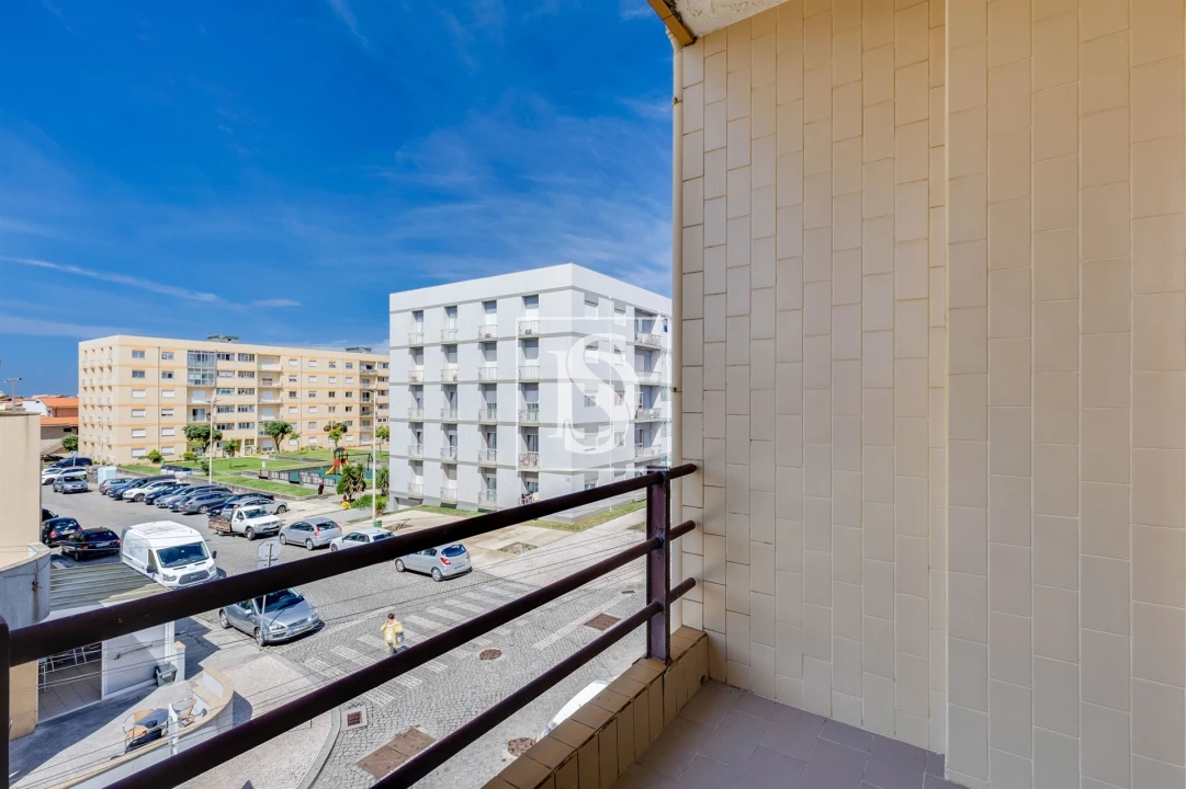 Apartamento T1 para Venda em Vila do Conde Foto 25