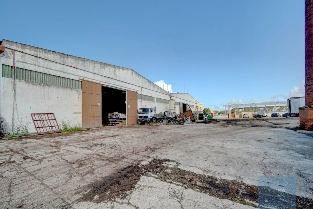 Armazém para Venda em Atalaia e Alto Estanqueiro-Jardia Foto 3