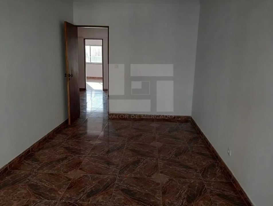 Apartamento T2 para Venda em Cacém e São Marcos Foto 9