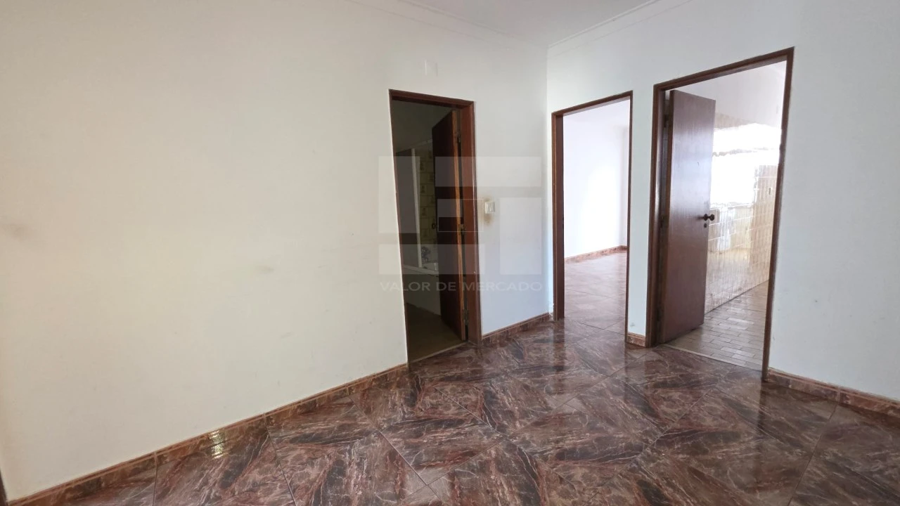 Apartamento T2 para Venda em Cacém e São Marcos Foto 39