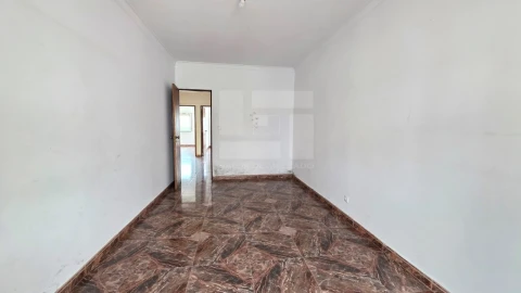 Apartamento T2 para Venda em Cacém e São Marcos