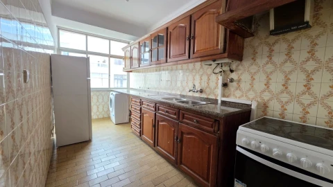 Apartamento T2 para Venda em Cacém e São Marcos