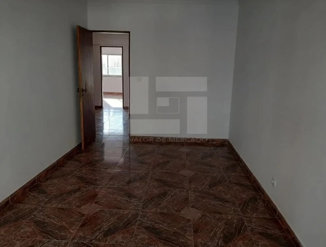 Apartamento T2 para Venda em Cacém e São Marcos Foto 9