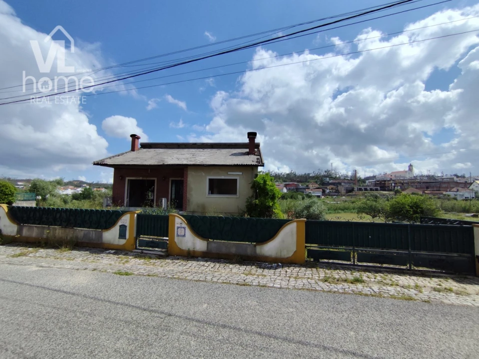 Moradia T3 para Venda em Colmeias e Memória Foto 5