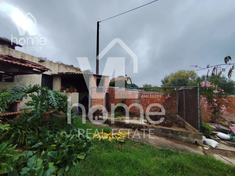 Moradia T3 para Venda em Colmeias e Memória Foto 26