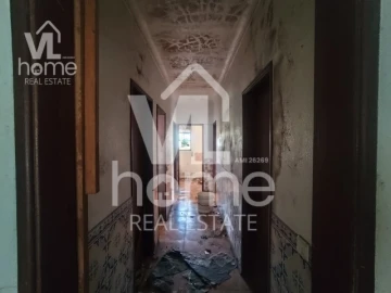 Moradia T3 para Venda em Colmeias e Memória