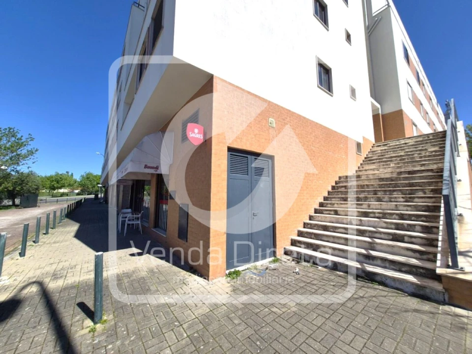Apartamento T2 para Venda em Santa Clara Foto 3