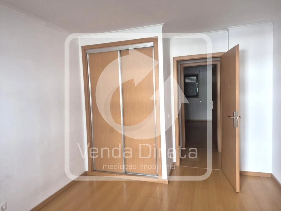 Apartamento T2 para Venda em Santa Clara Foto 10