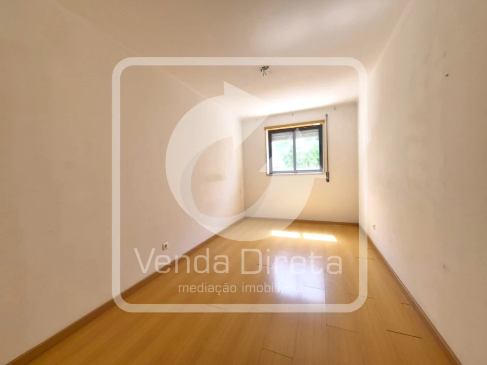 Apartamento T2 para Venda em Santa Clara Foto 14