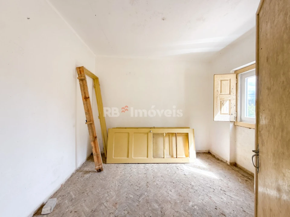 Moradia T3 para Venda em São Facundo e Vale das Mós Foto 7