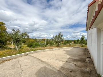 Moradia T3 para Venda em São Facundo e Vale das Mós