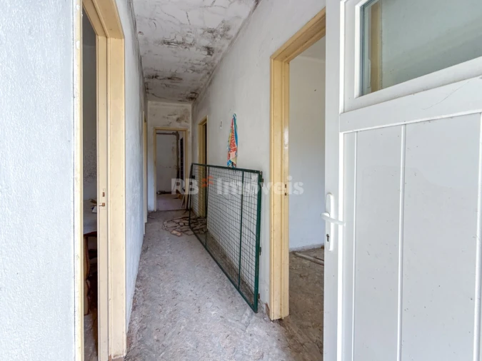 Moradia T3 para Venda em São Facundo e Vale das Mós Foto 3