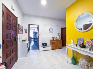 Apartamento T3 para Venda em Marvila, Ribeira Santarém, São Salvador, São Nicolau