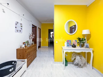 Apartamento T3 para Venda em Marvila, Ribeira Santarém, São Salvador, São Nicolau
