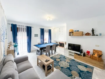 Apartamento T3 para Venda em Marvila, Ribeira Santarém, São Salvador, São Nicolau