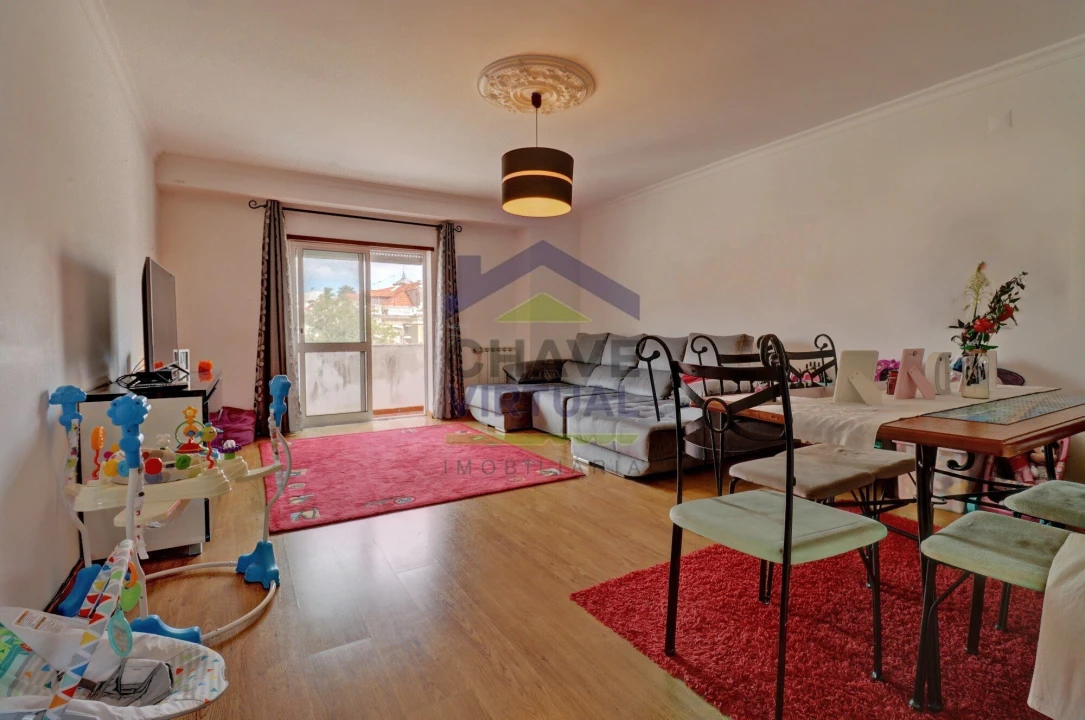 Apartamento T3 para Venda em Bombarral e Vale Covo Foto 1
