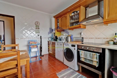Apartamento T3 para Venda em Bombarral e Vale Covo