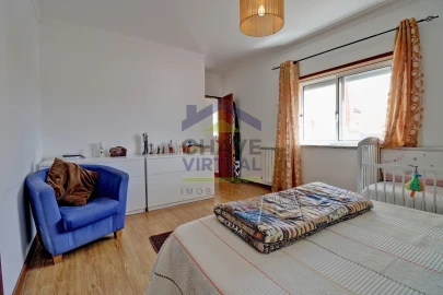 Apartamento T3 para Venda em Bombarral e Vale Covo