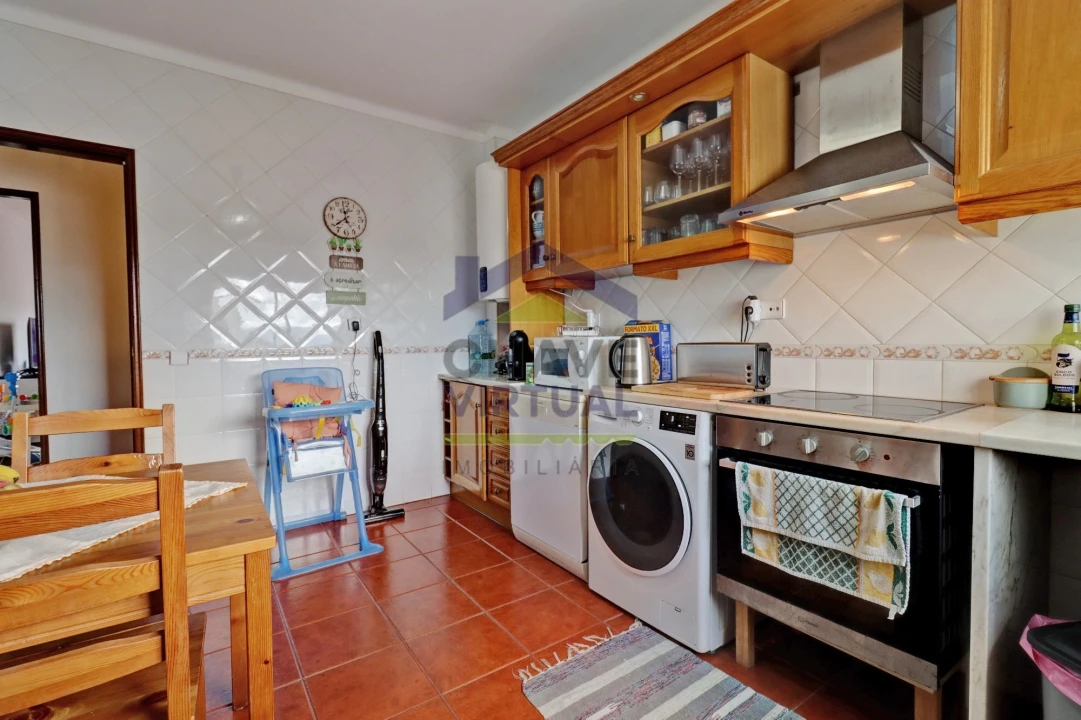 Apartamento T3 para Venda em Bombarral e Vale Covo Foto 12