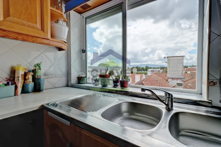 Apartamento T3 para Venda em Bombarral e Vale Covo Foto 10