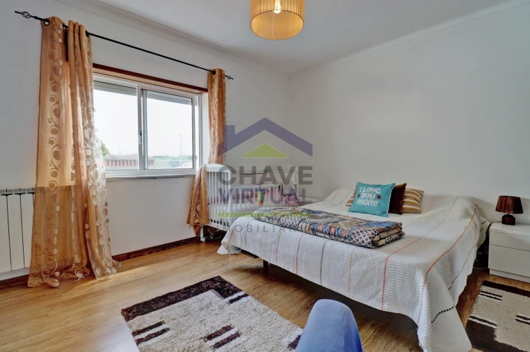 Apartamento T3 para Venda em Bombarral e Vale Covo Foto 17
