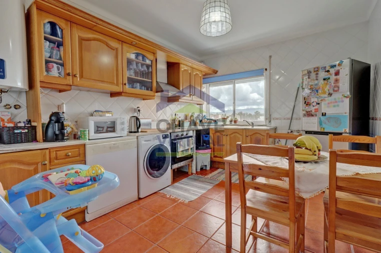 Apartamento T3 para Venda em Bombarral e Vale Covo Foto 9