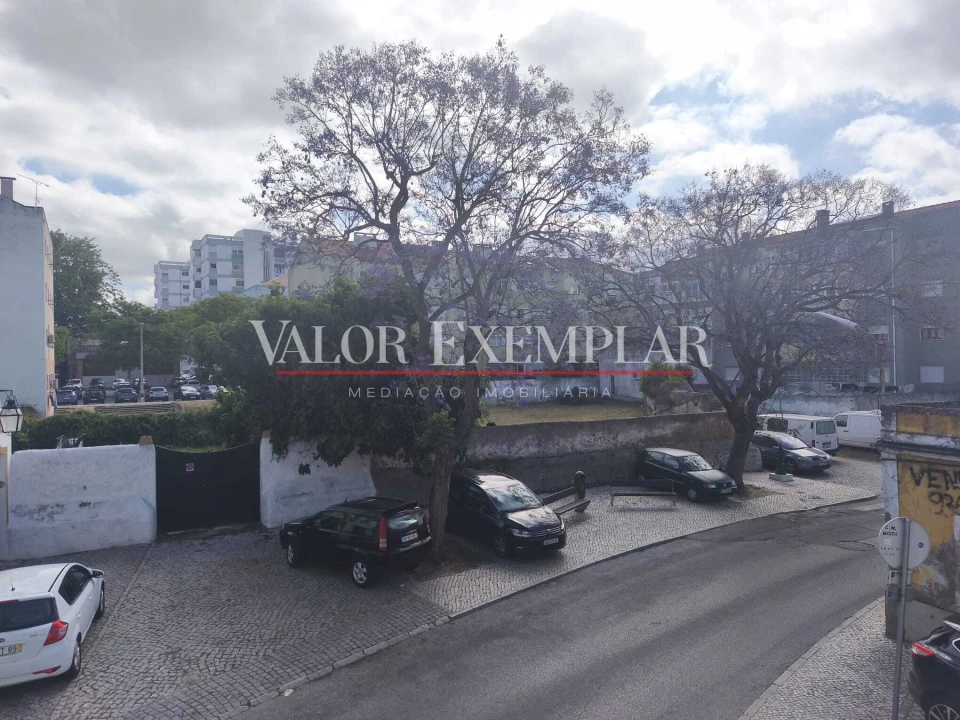 Apartamento T1 para Venda em Moita Foto 15