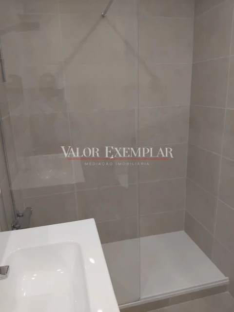 Apartamento T3 para Venda em Laranjeiro e Feijó