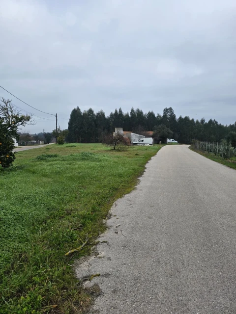 Moradia T0 para Venda em Fazendas de Almeirim