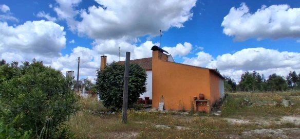Moradia T2 para Venda em São Jose da Lamarosa