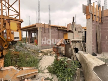 Moradia T4 para Venda em Souto da Carpalhosa e Ortigosa
