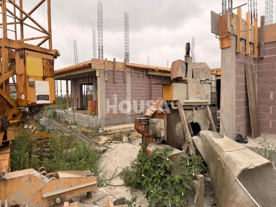 Moradia T4 para Venda em Souto da Carpalhosa e Ortigosa Foto 4