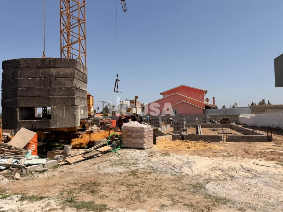 Moradia T4 para Venda em Souto da Carpalhosa e Ortigosa Foto 13