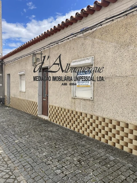 Moradia T3 para Venda em Benavila e Valongo