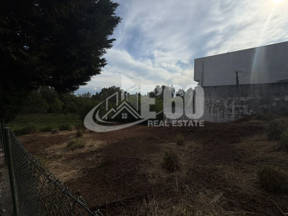 Terreno para Venda em Santa Maria da Feira, Travanca, Sanfins e Espargo Foto 3